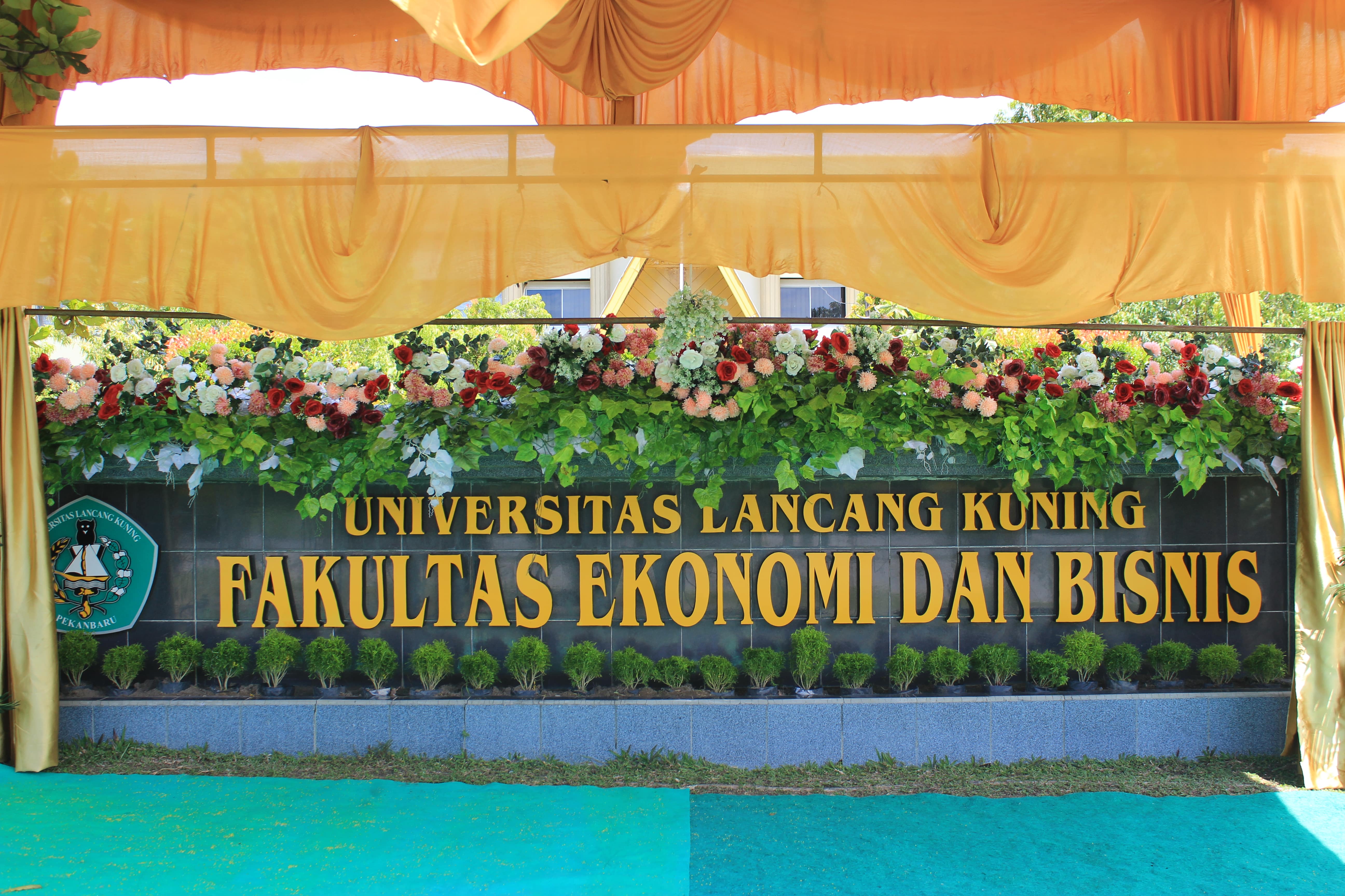 Peresmian Fakultas Ekonomi Dan Bisnis Univ Lancang Kuning