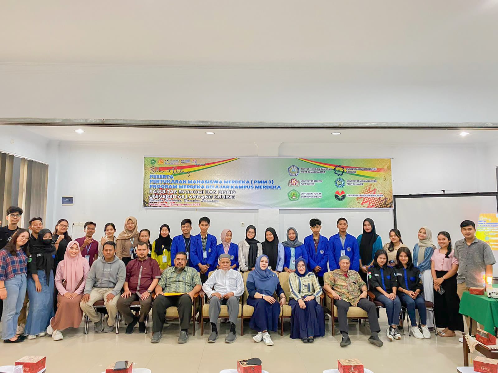 Pertukaran Mahasiswa Merdeka (PMM3) Program Merdeka Belajar Kampus Merdeka Fakultas Ekonomi Dan Bisnis Universitas Lancang Kuning