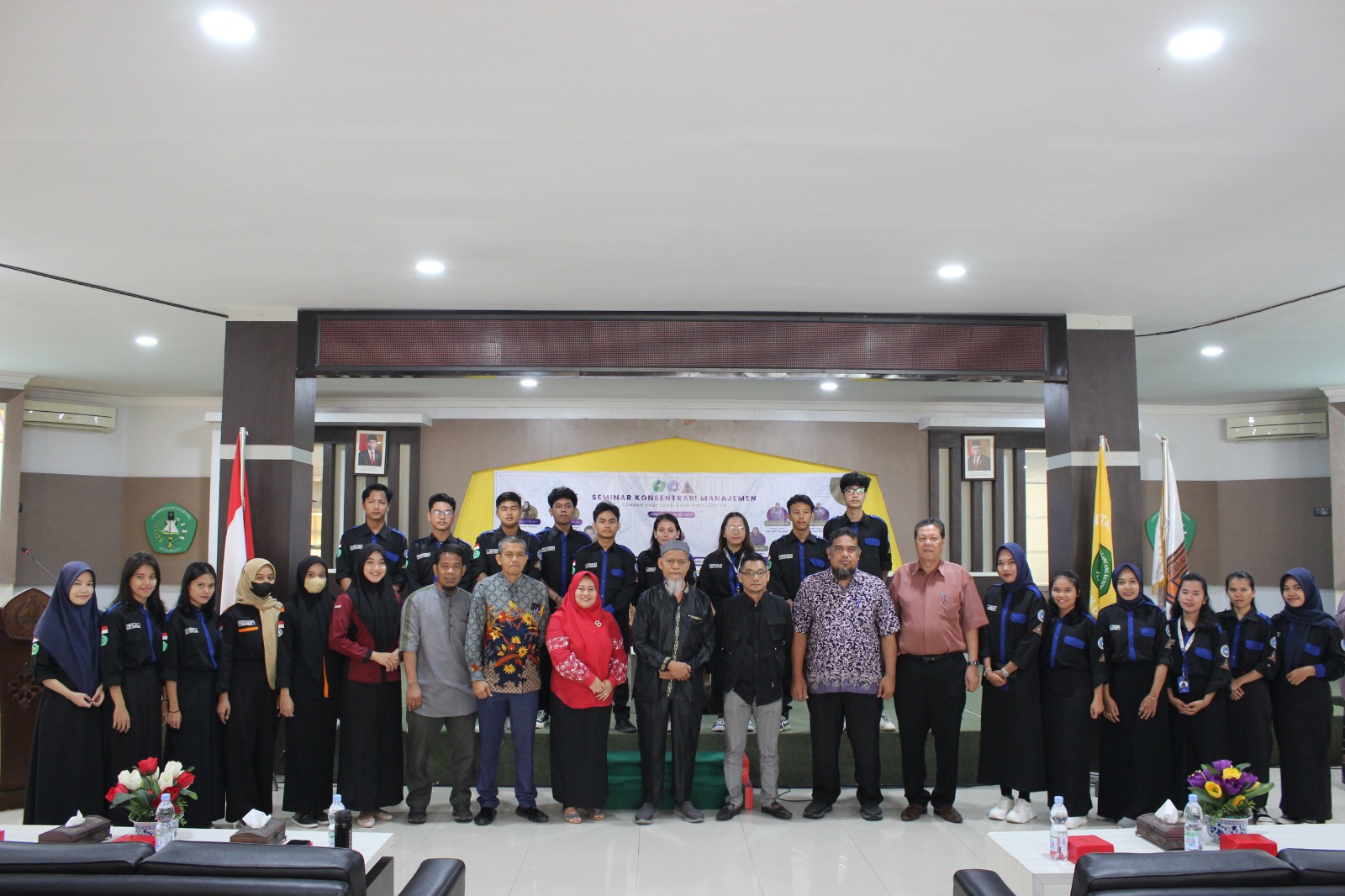 Seminar Konsentrasi Manajemen Fakultas Ekonomi Dan Bisnis Universitas Lancang Kuning